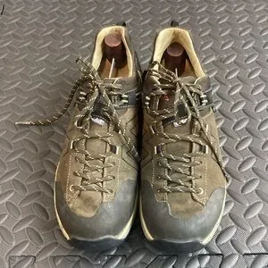 Garmont Men’s  Santiago GTX Low Hiking Shoes Gore-Tex Vibram size 10 Garmont Santiago GTX M 481240-217 Shoes, Men main image 4